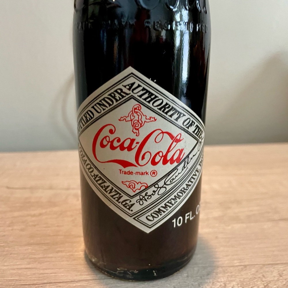 Vintage 1977 Coca-Cola 75th Anniversary Bottle (UNOPENED) - Picture 5 of 8